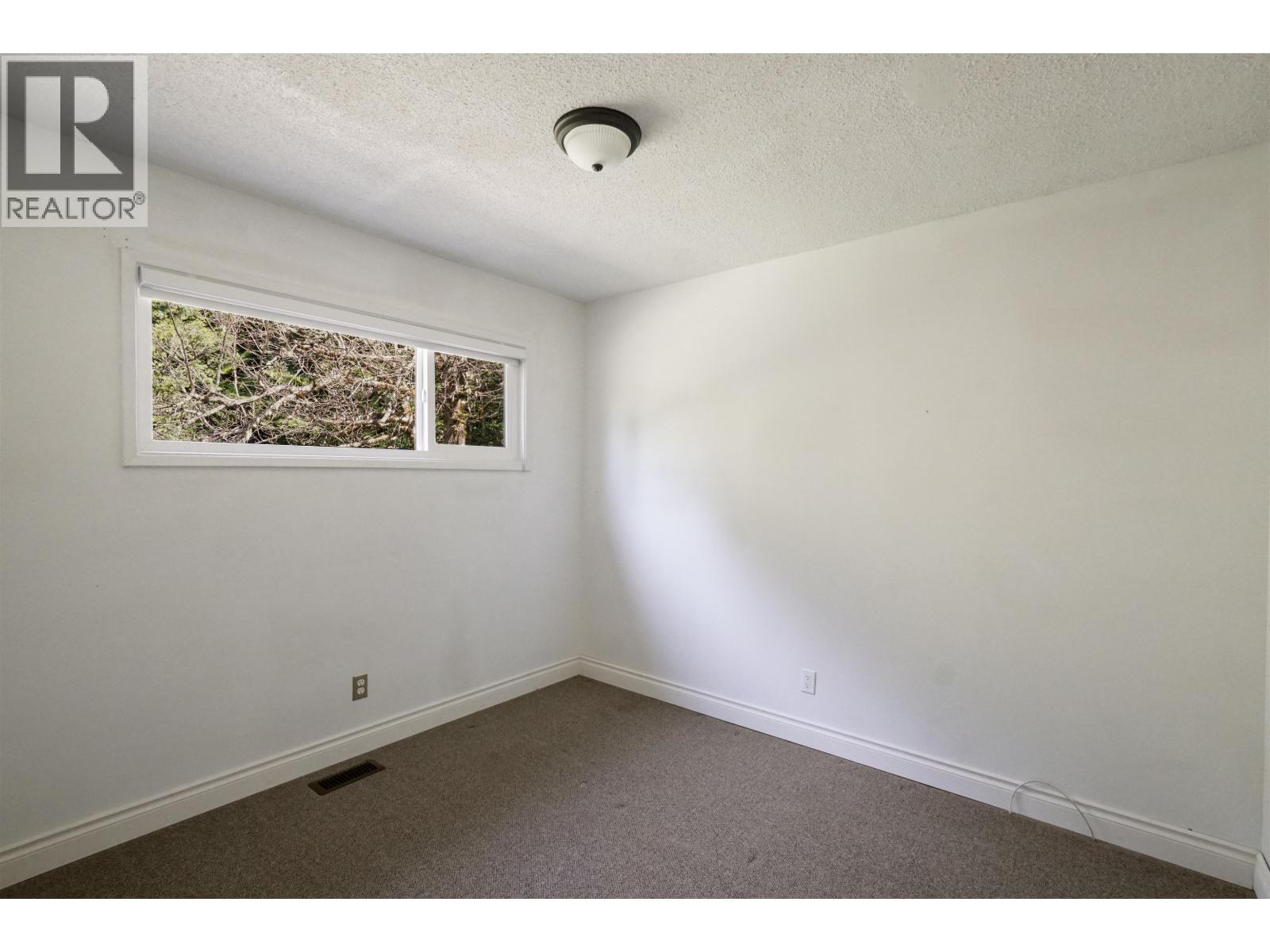 23 DUNN STREET - 14