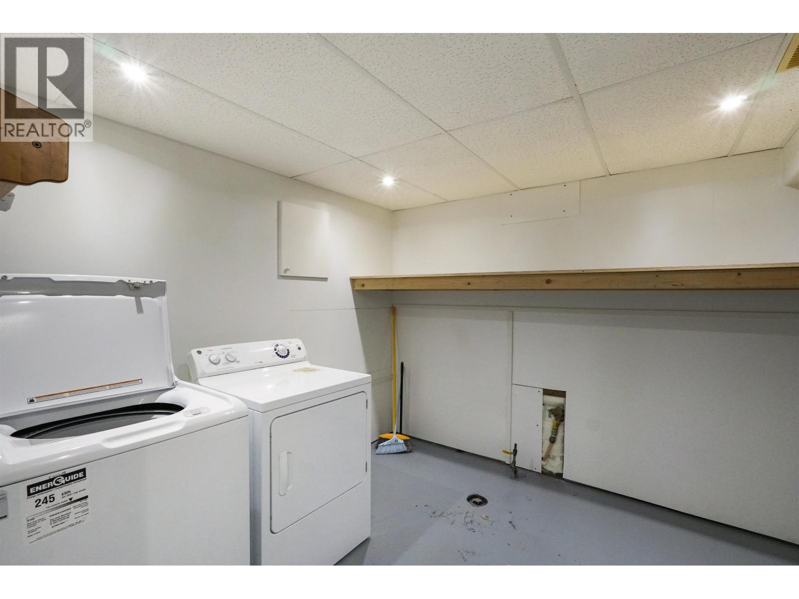 23 DUNN STREET - 17