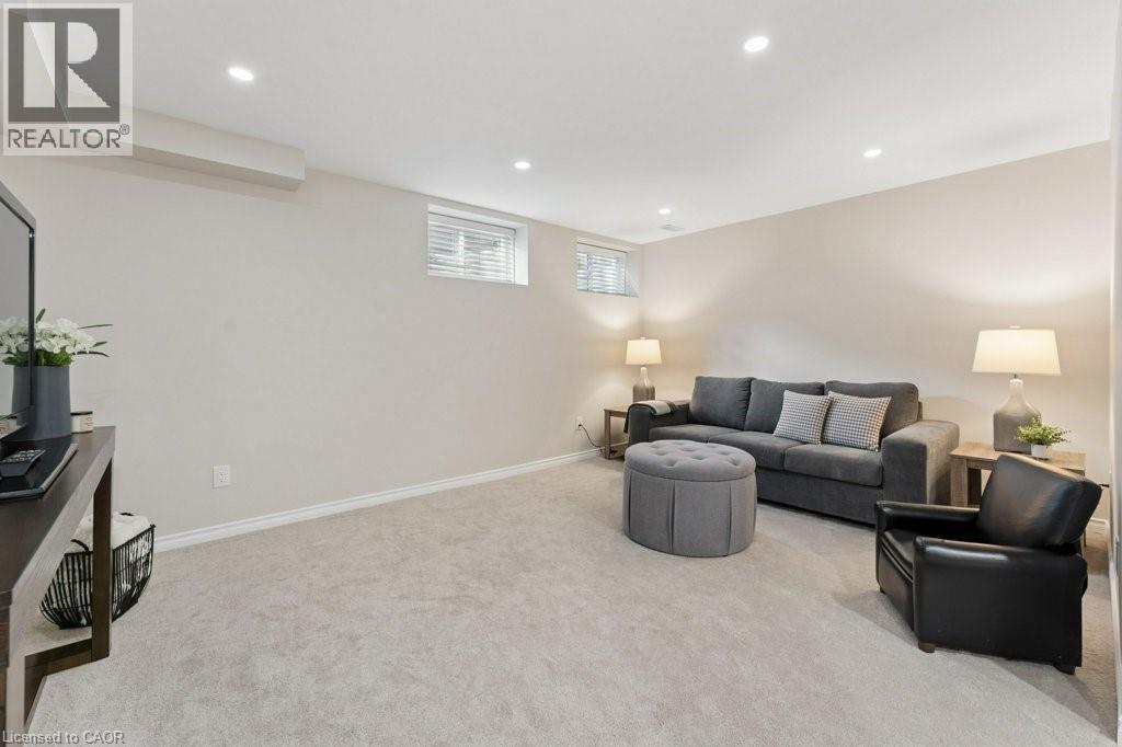 23 VALLEYBROOK Drive, Kitchener, Ontario, N2A0J9 — Photo 41