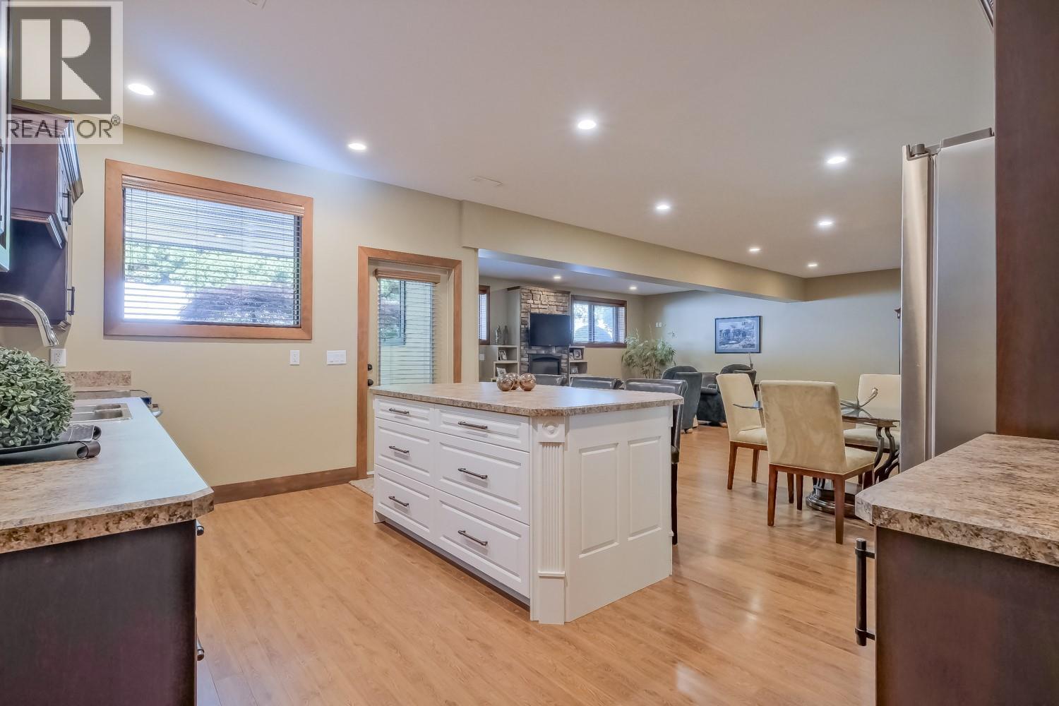 4450 Gordon Drive Unit# 137, Kelowna