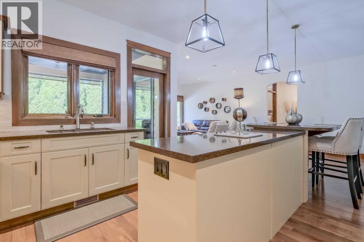 #137 4450 Gordon Drive - 11