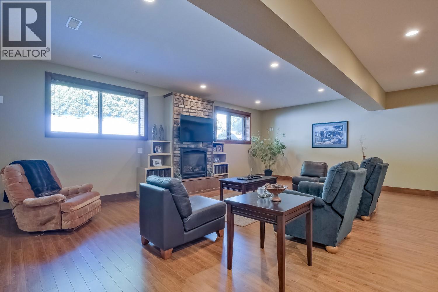 #137 4450 Gordon Drive - 34