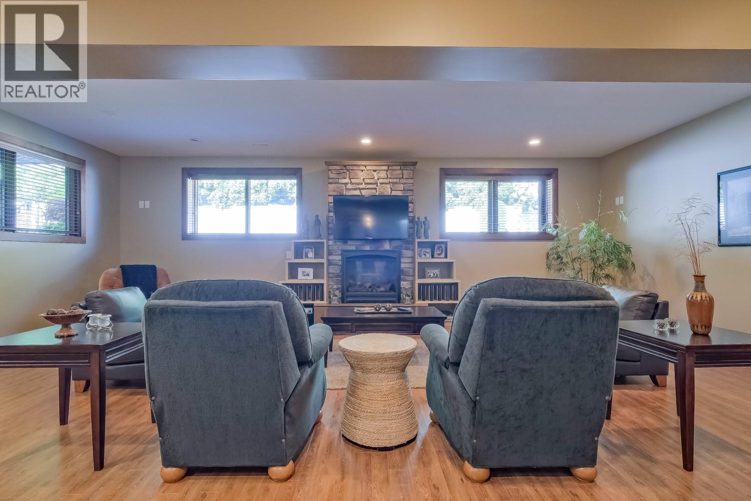 #137 4450 Gordon Drive - 35