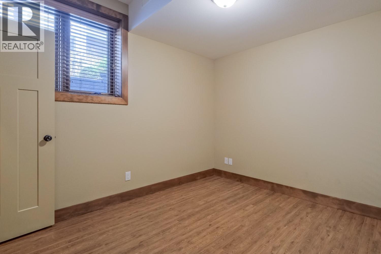 4450 Gordon Drive Unit# 137, Kelowna