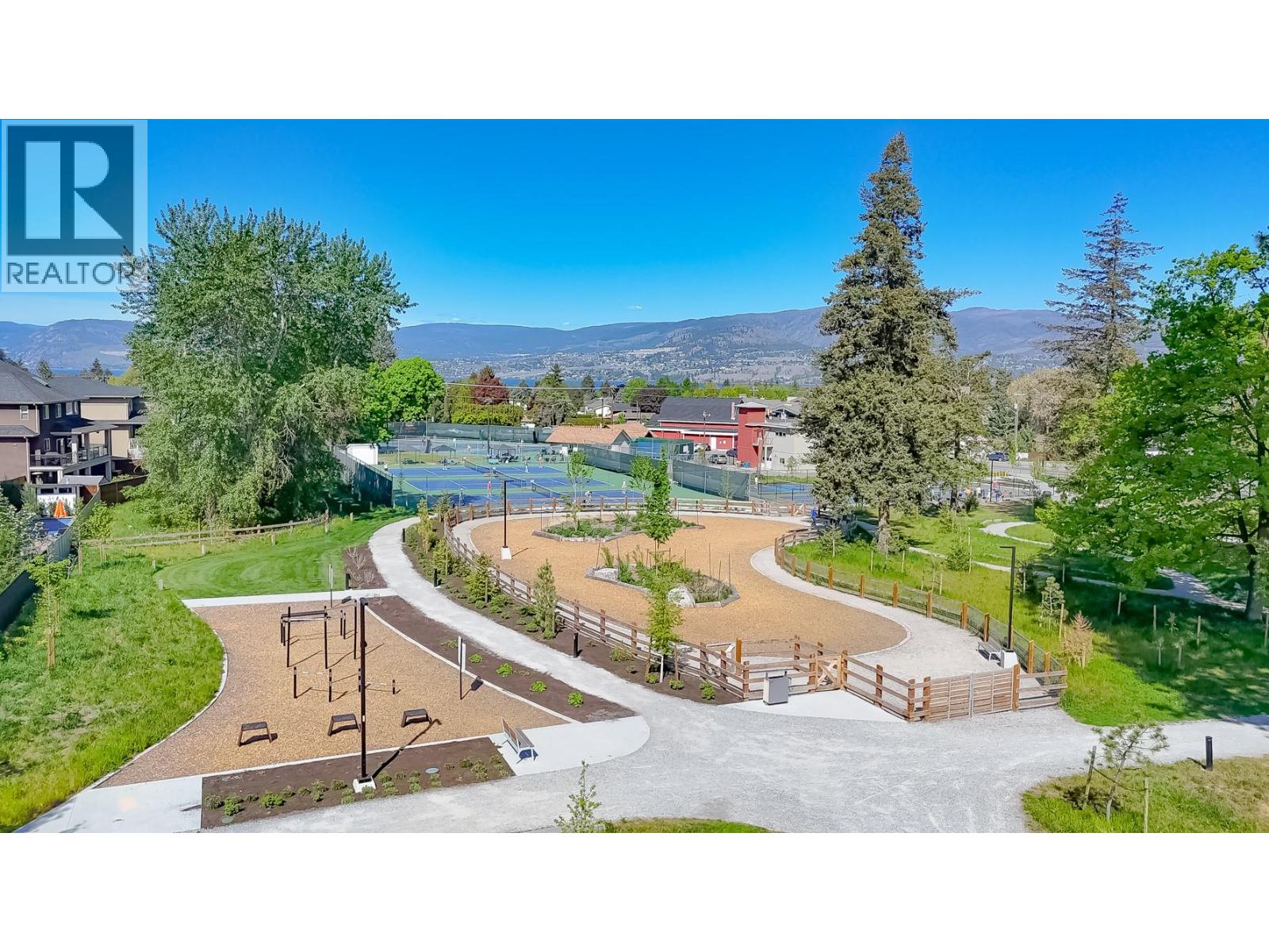 4450 Gordon Drive Unit# 137, Kelowna