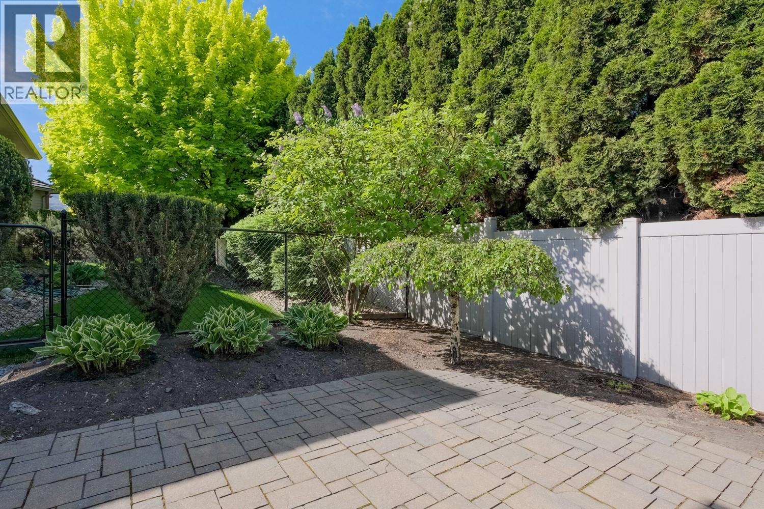 4450 Gordon Drive Unit# 137, Kelowna