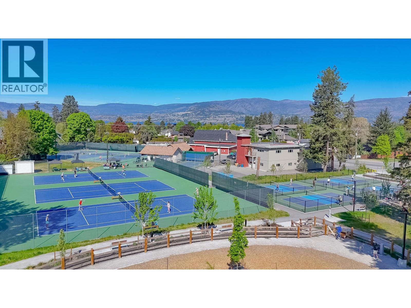 4450 Gordon Drive Unit# 137, Kelowna
