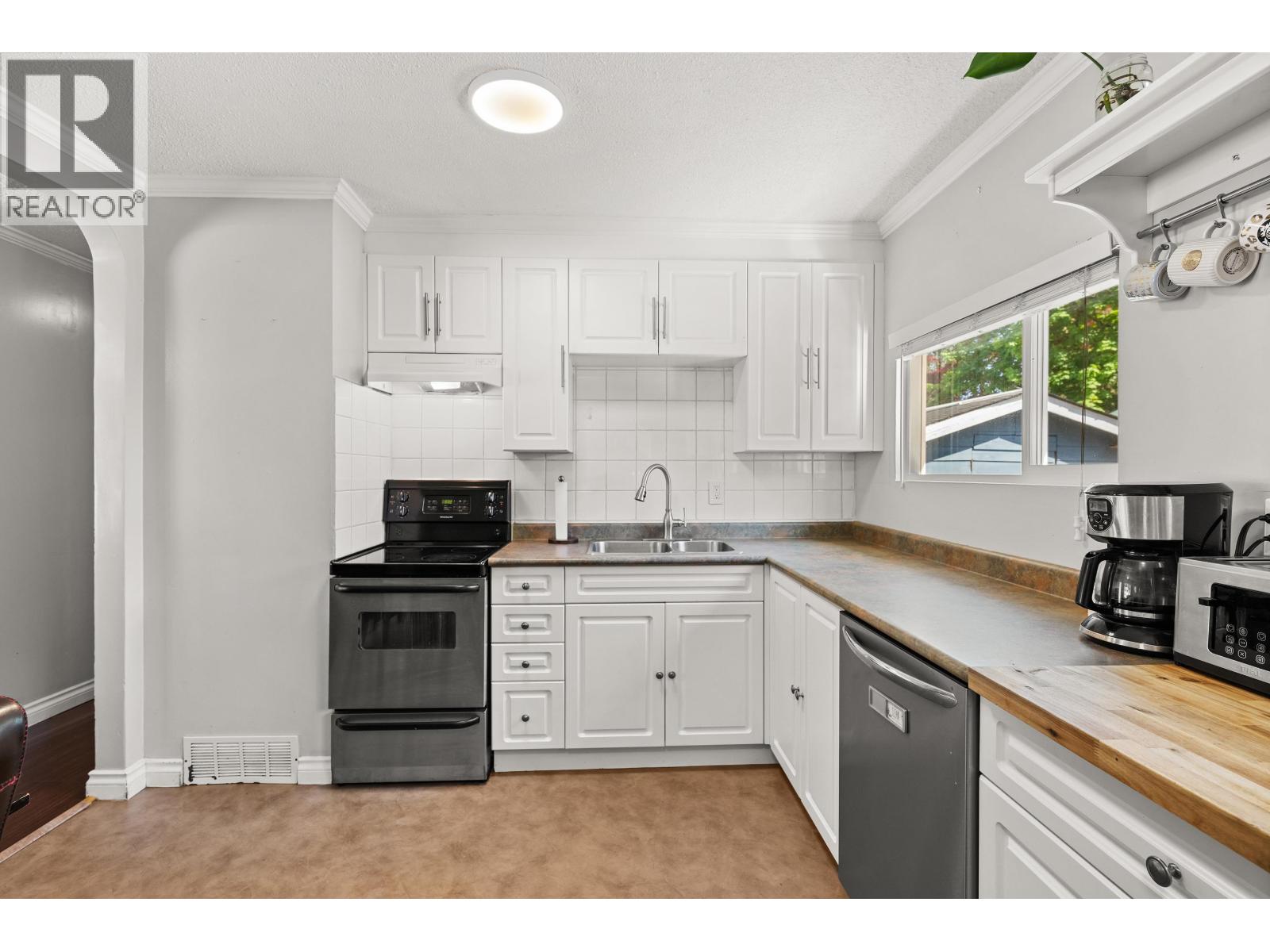 24898 122 AVENUE, Maple Ridge