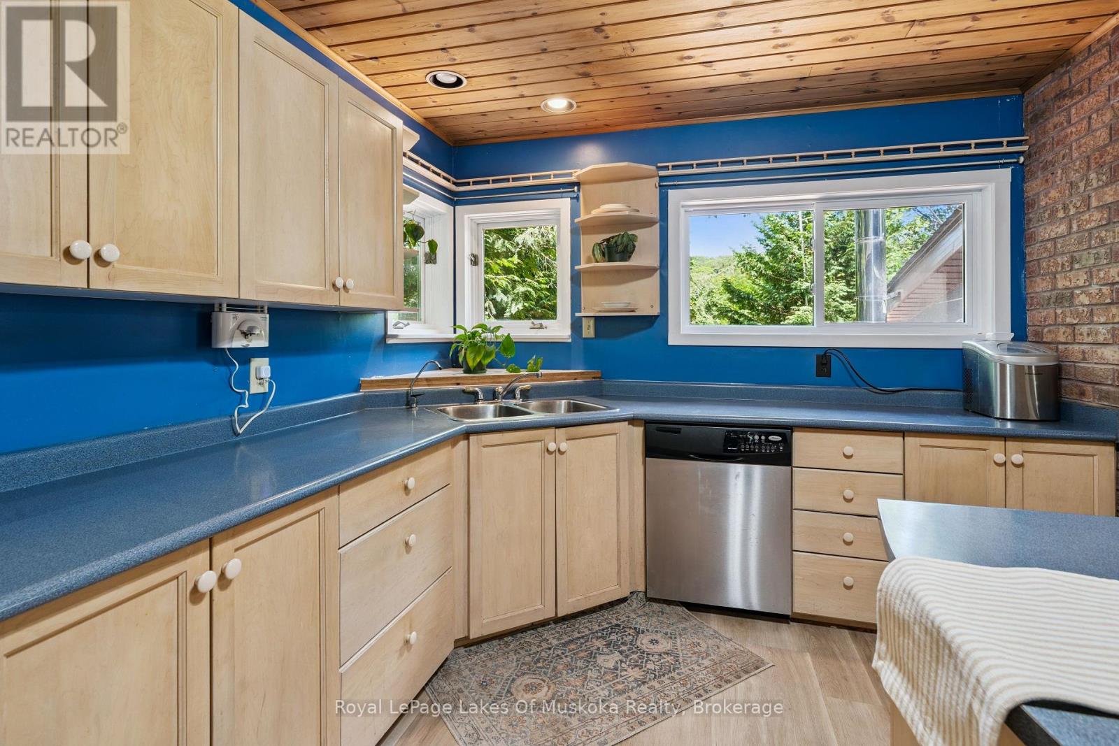 1345 SINCLAIR TRAIL KAWAGAMA LAKE TRAIL - 19