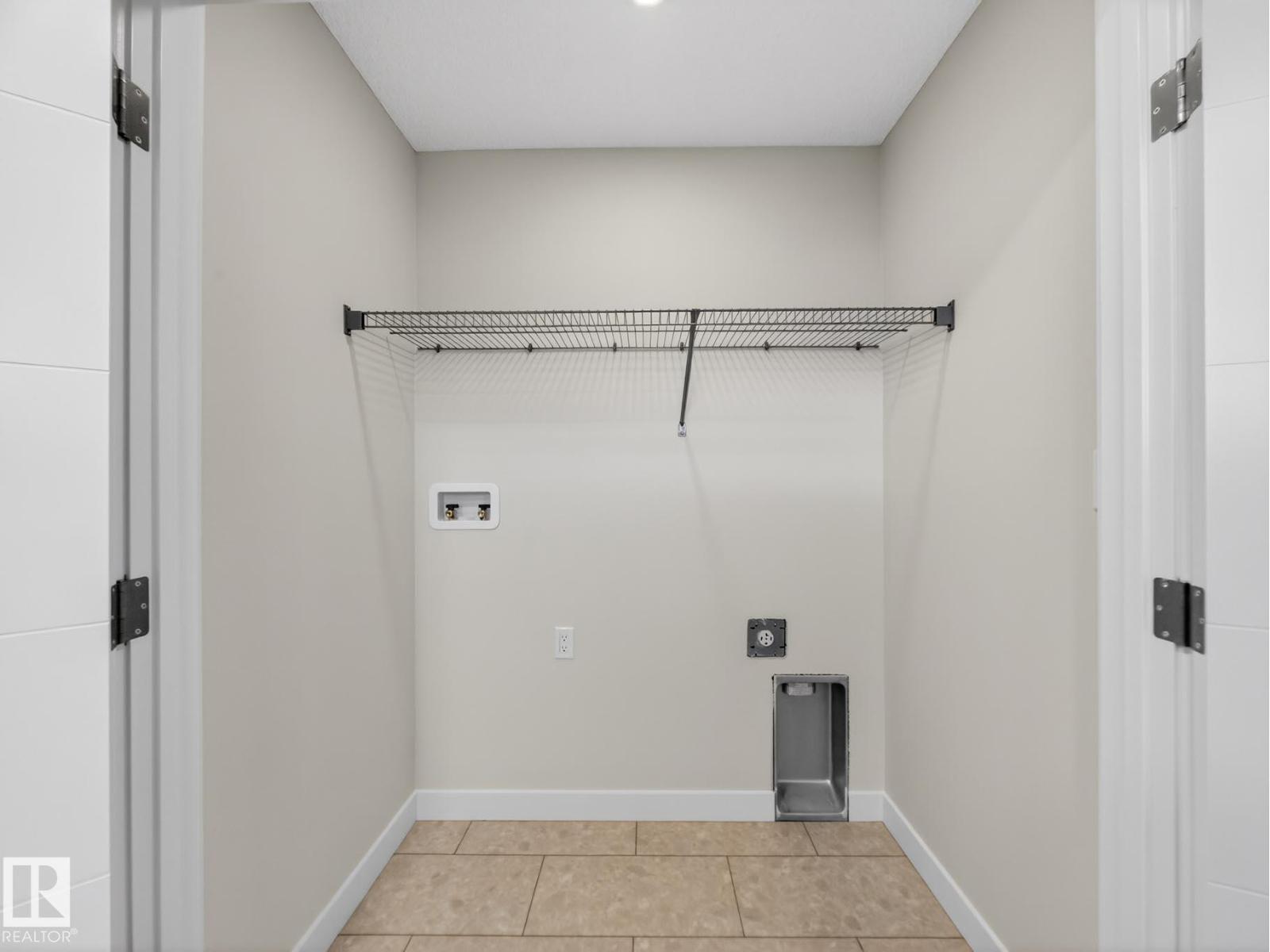 301 BRAE WY - 24