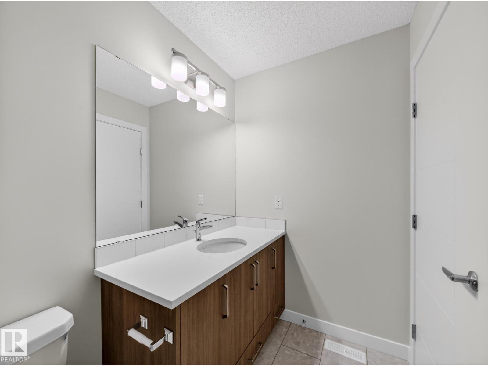 301 BRAE WY - 33
