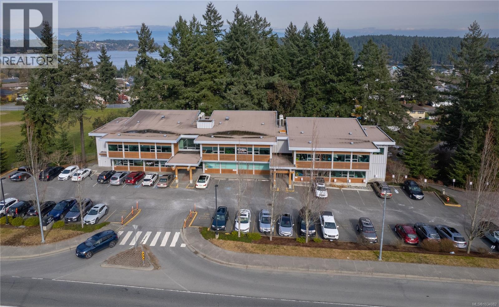 204 1650 Terminal Ave, Nanaimo — photo 2