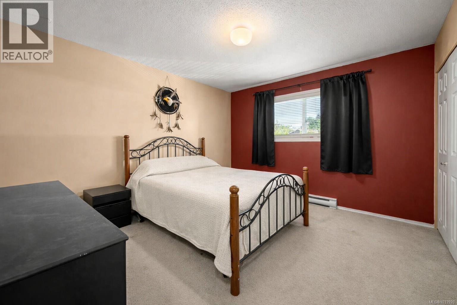 #B 4657 Valecourt Cres - 8