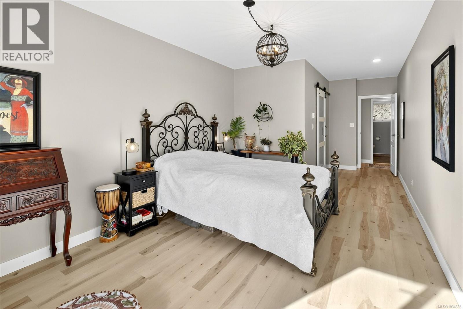 #303 50 Songhees Rd - 23