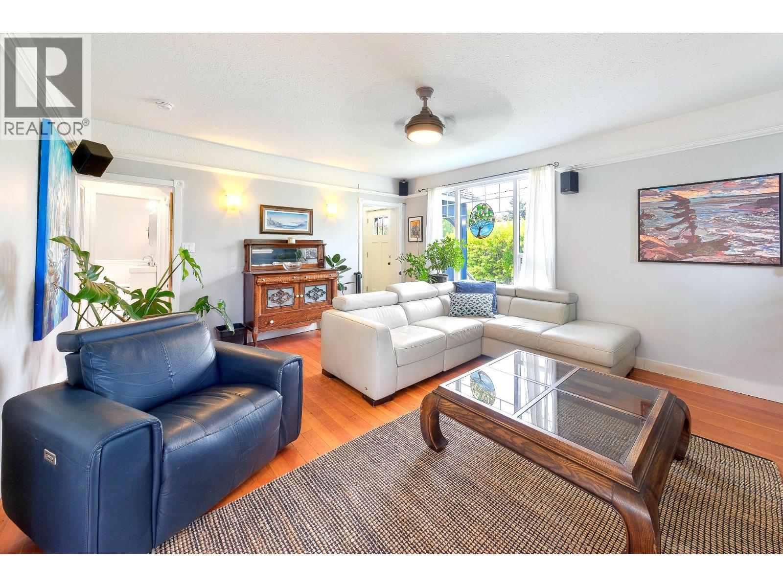 4215 20th Street, Vernon