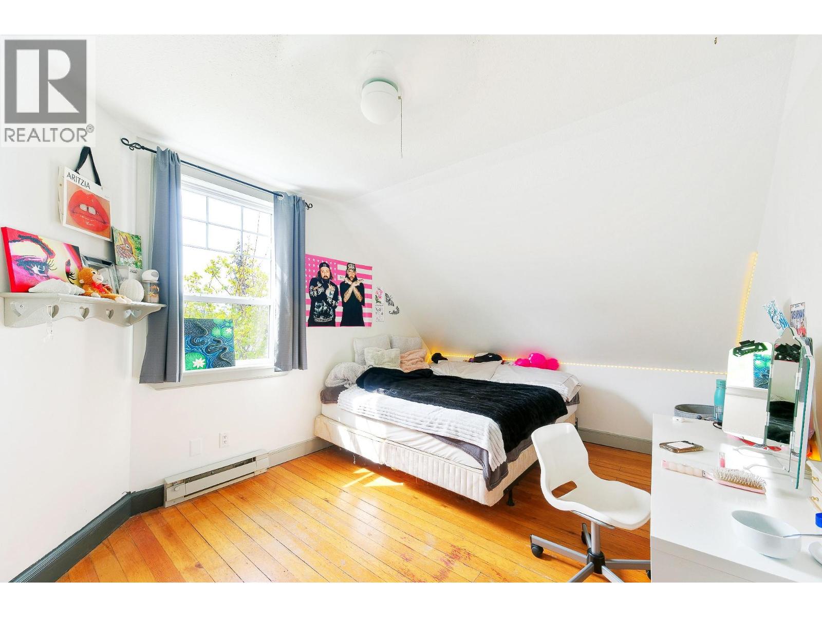 4215 20th Street - 26