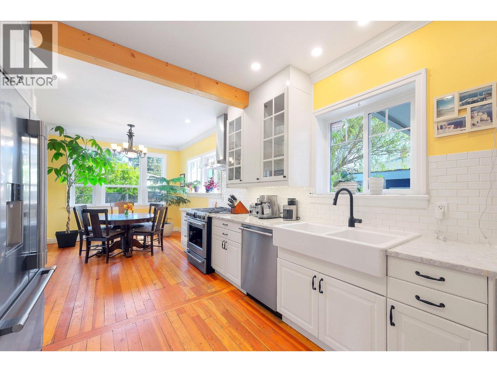 4215 20th Street, Vernon