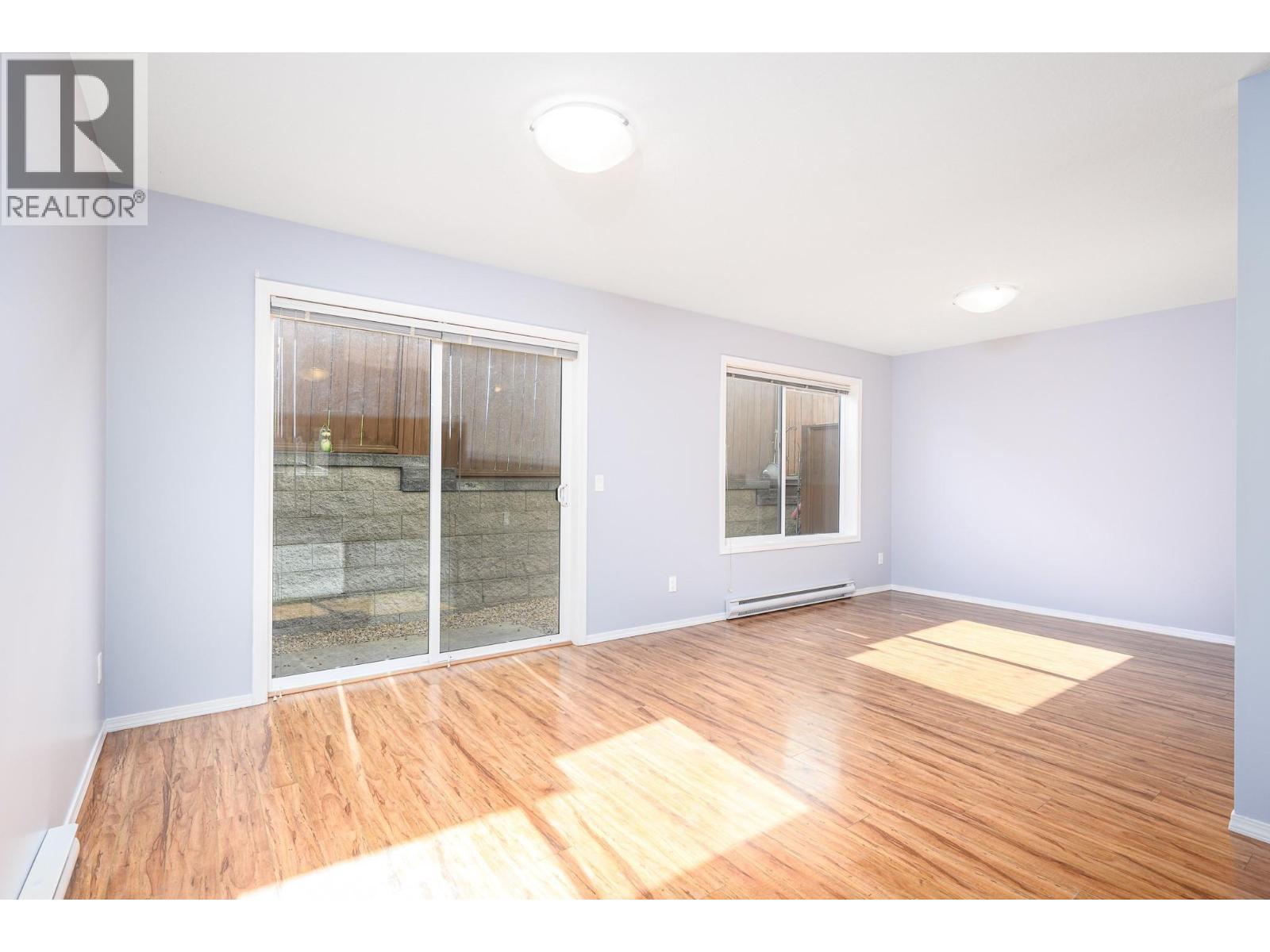 1-4 780 20 Street Northeast, Salmon Arm