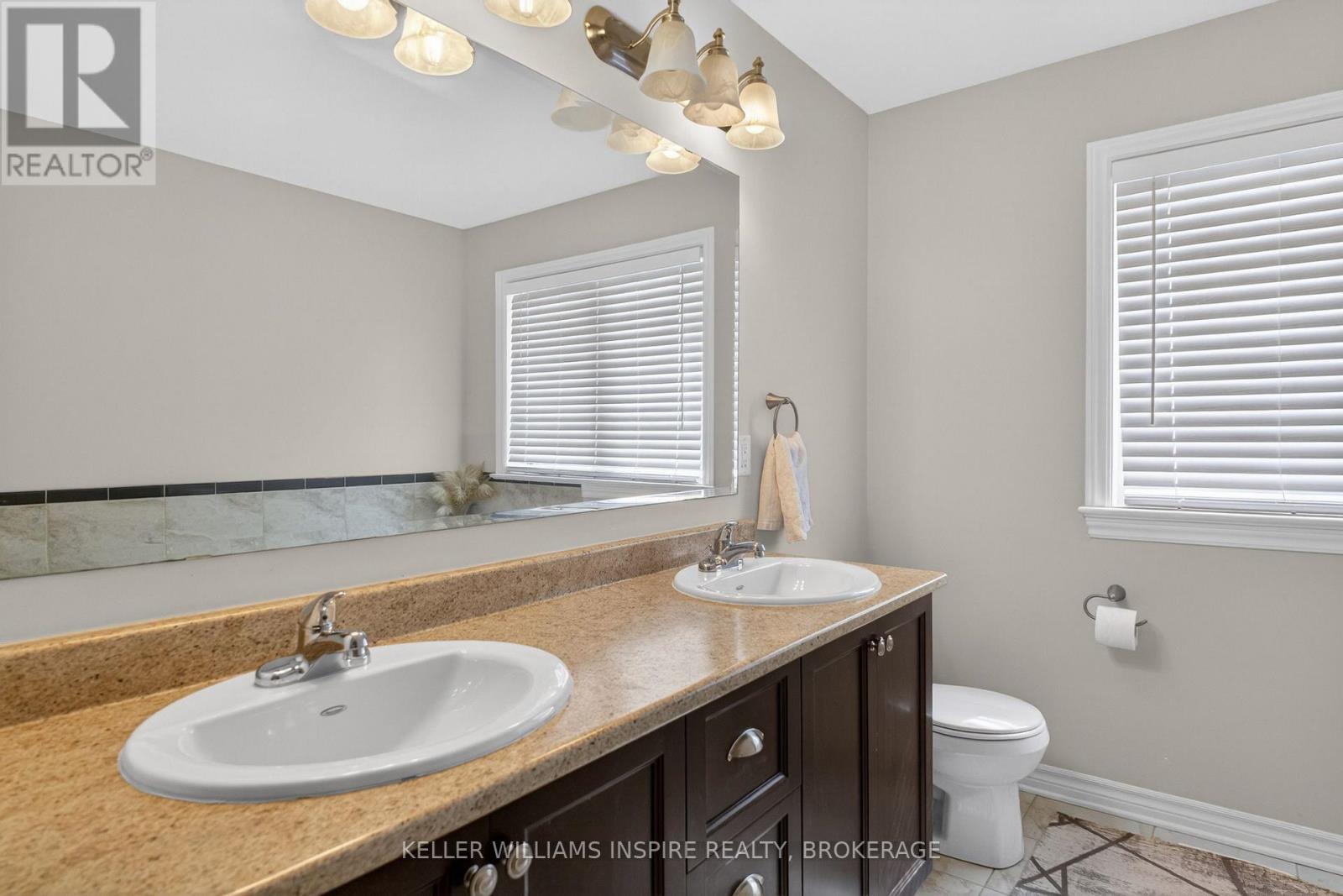 548 SAVANNAH COURT - 31