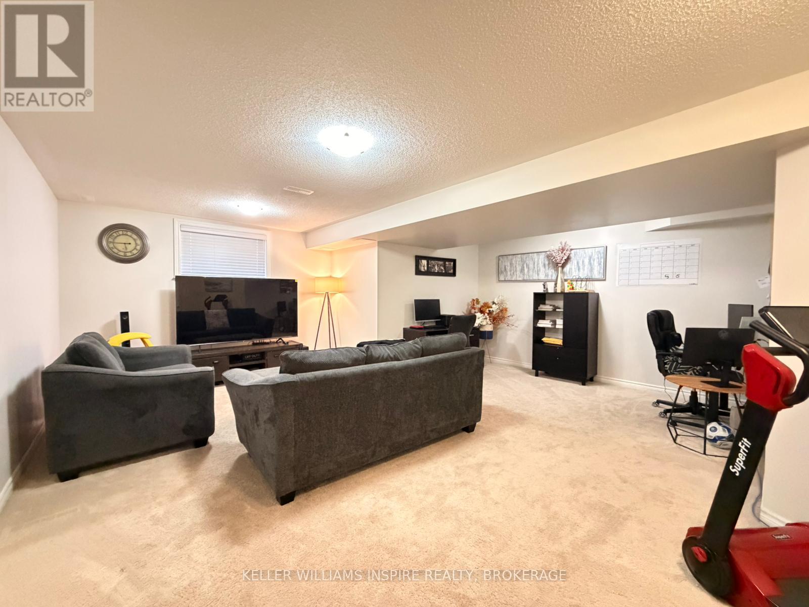 548 SAVANNAH COURT - 42