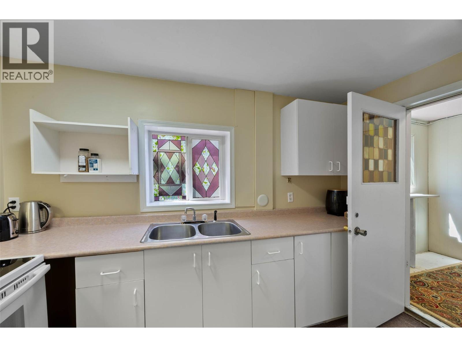 760 MUNRO Street - 34