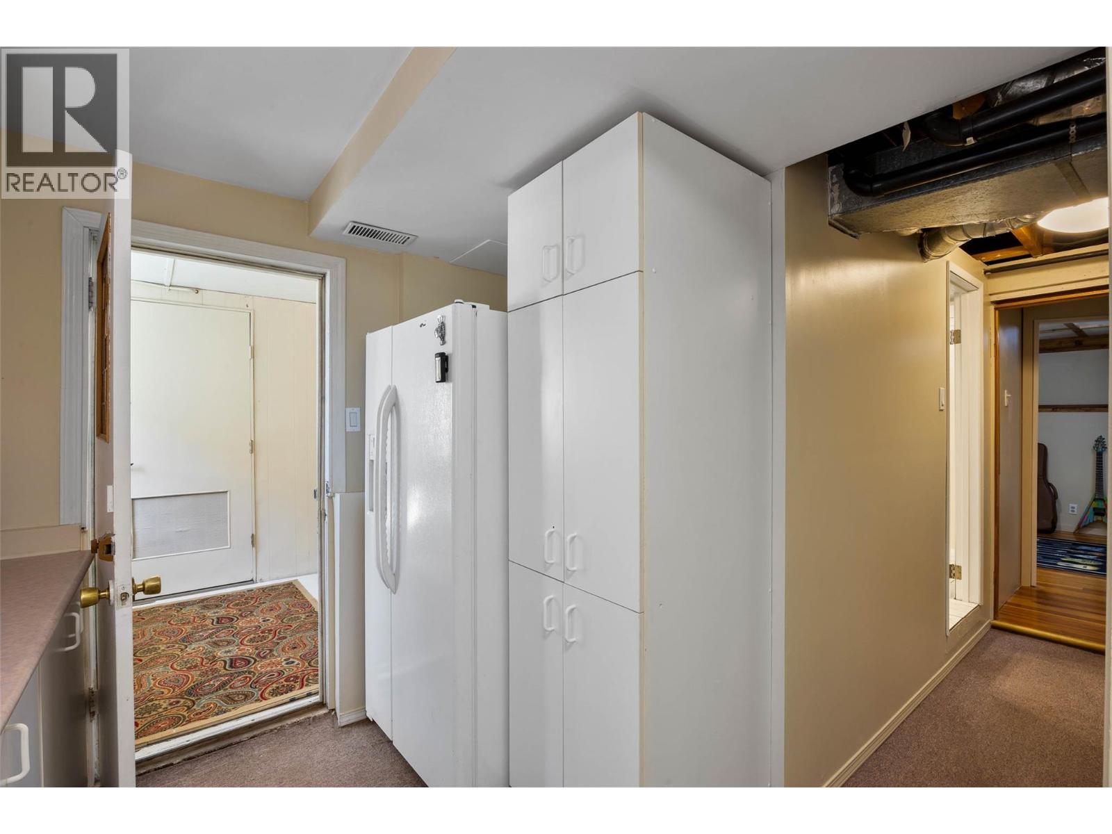 760 MUNRO Street - 35