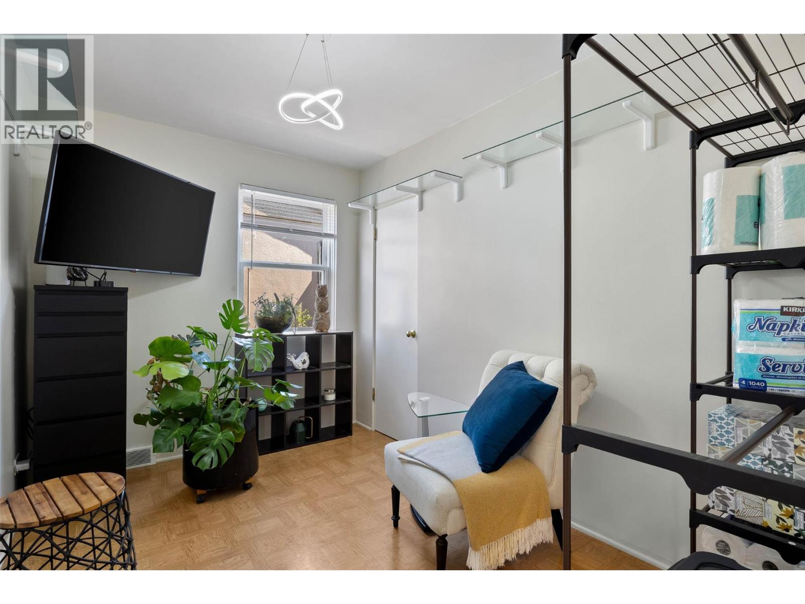 760 MUNRO Street - 23