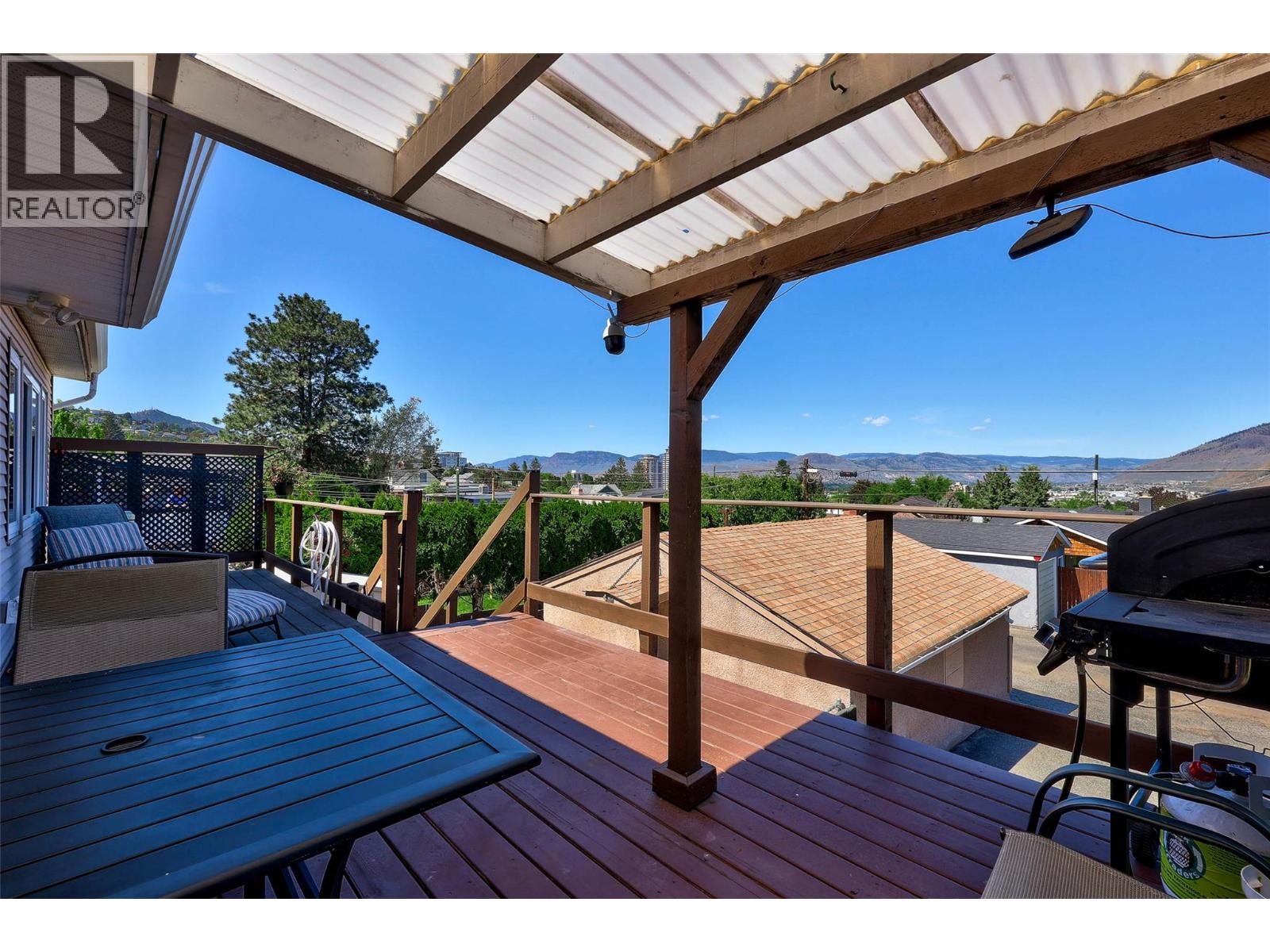 760 MUNRO Street - 18
