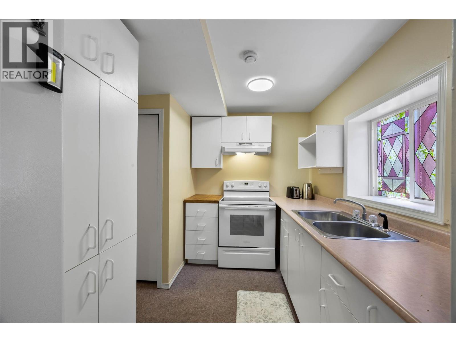 760 MUNRO Street - 33