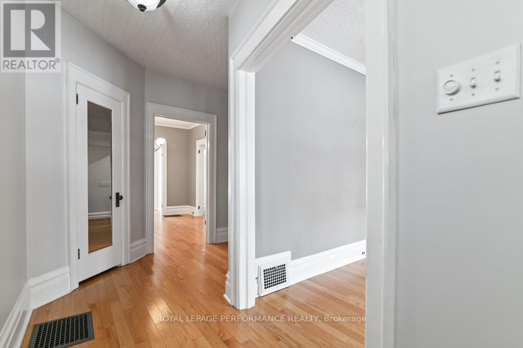113 FOURTH AVENUE - 4