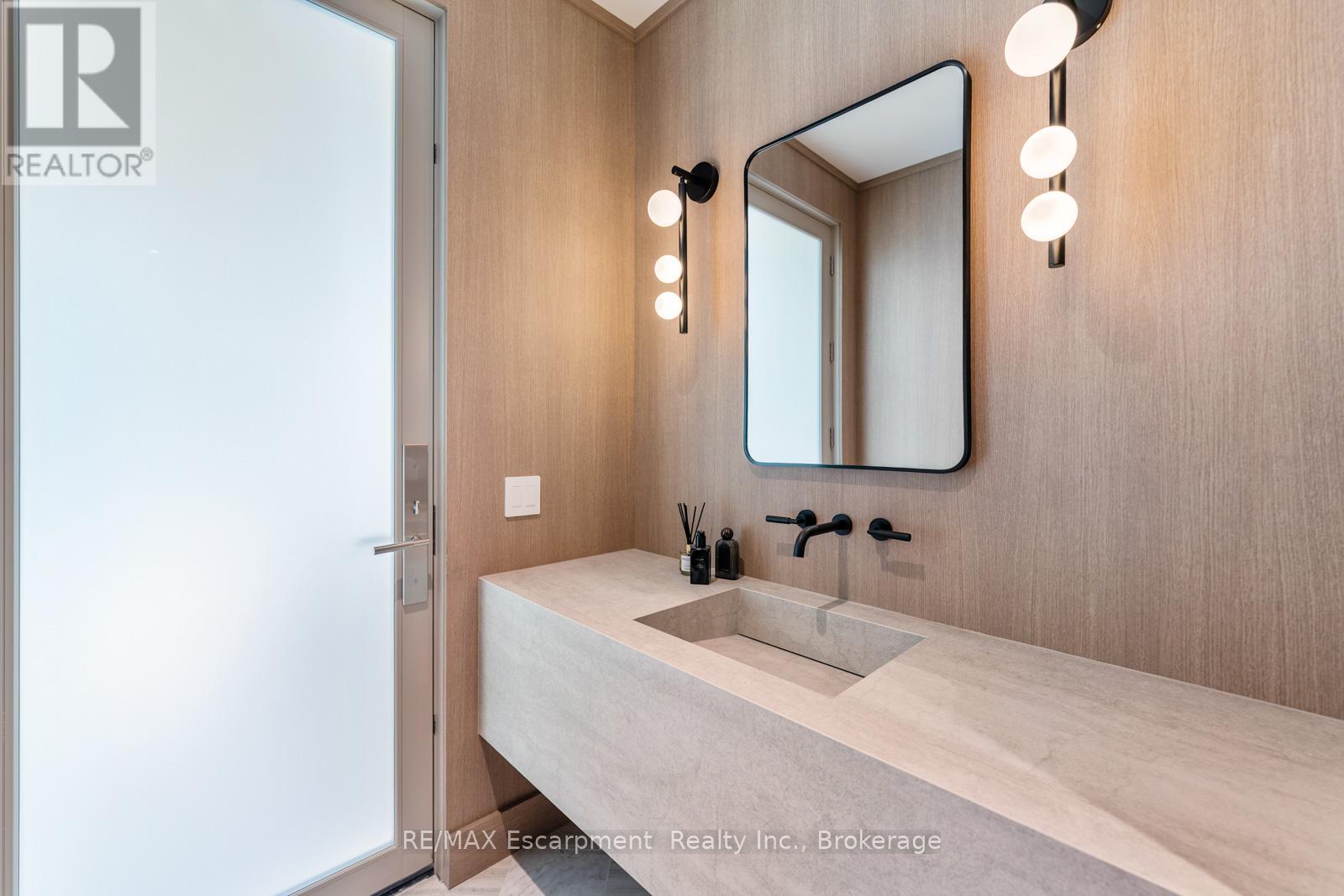 304 POMONA AVENUE - 21