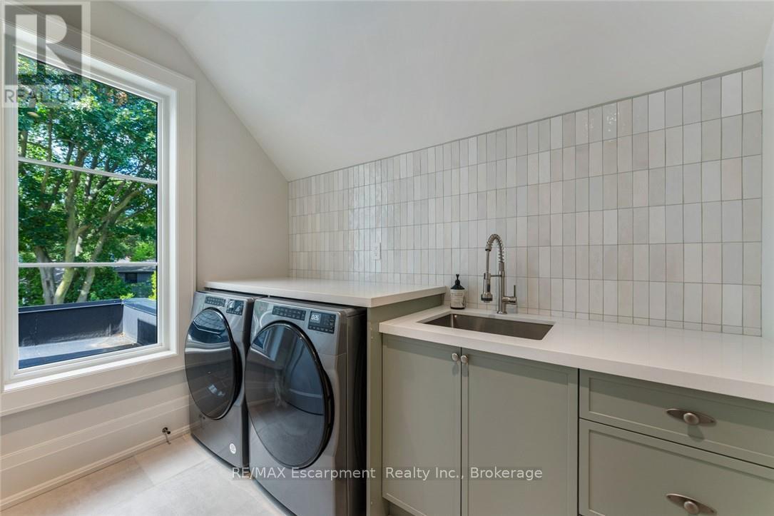304 POMONA AVENUE - 34