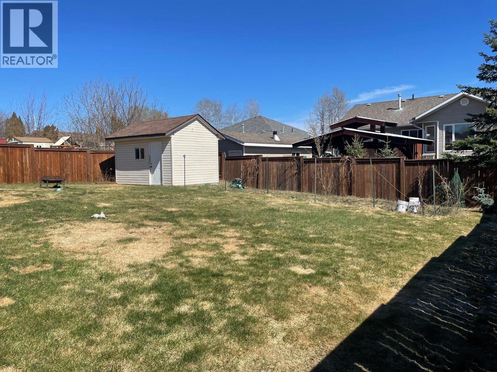 5212 HALLMARK CRESCENT, Fort Nelson