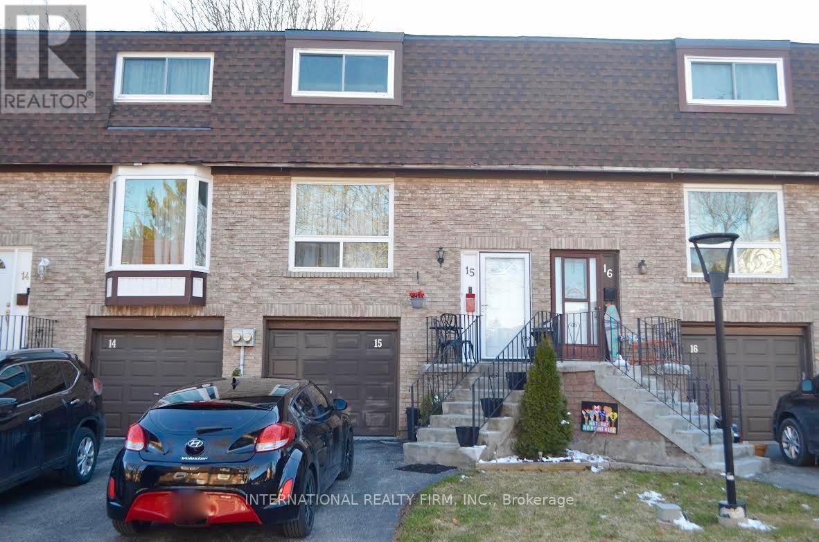 #15 222 PEARSON STREET - 1
