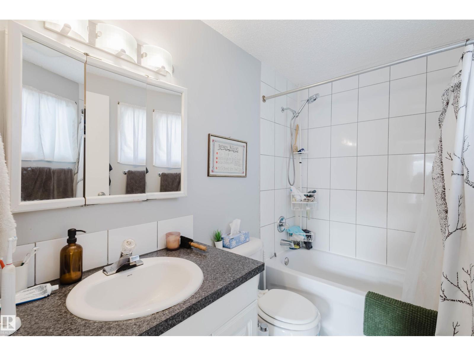 10831 80 AV NW, Edmonton