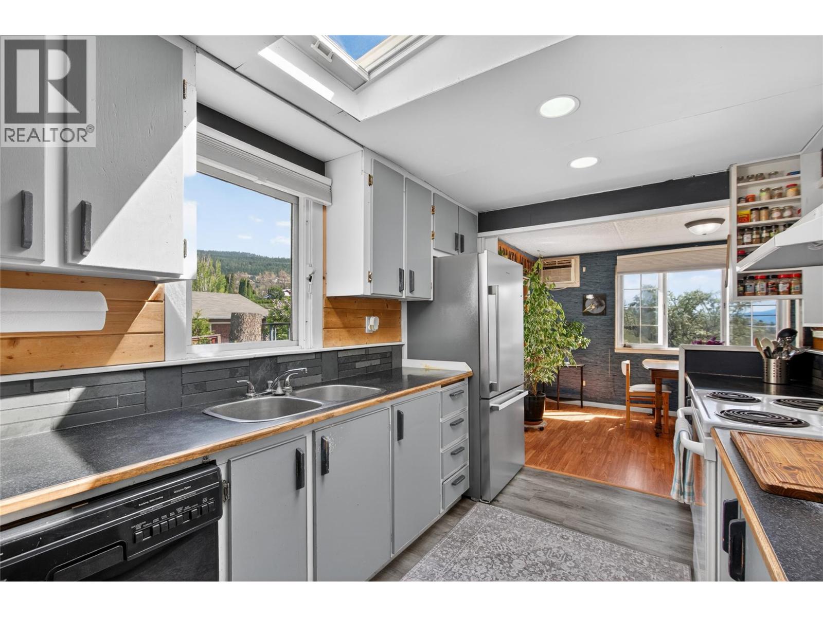 905 Lower Debeck Road, Naramata