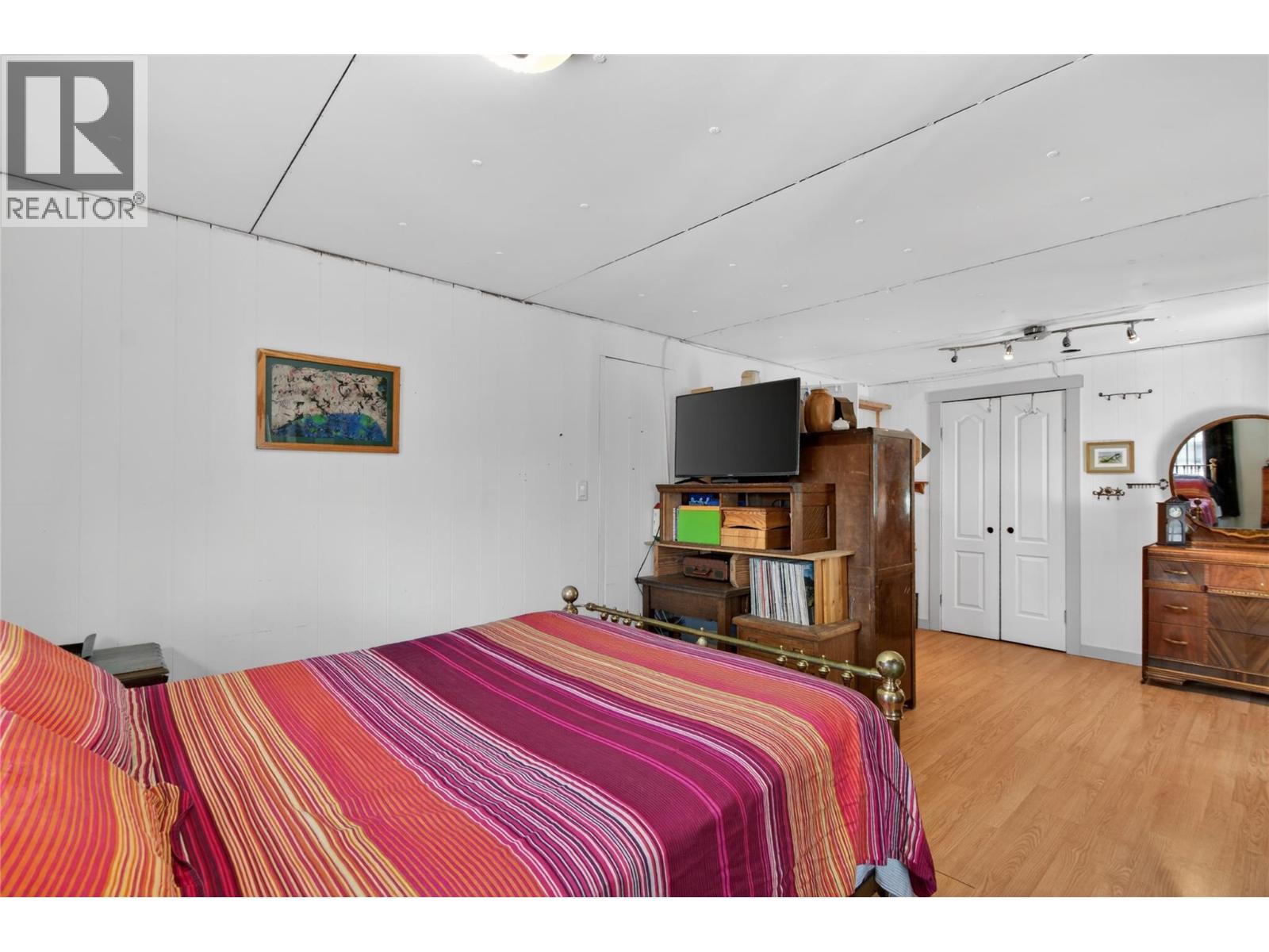 905 Lower Debeck Road, Naramata