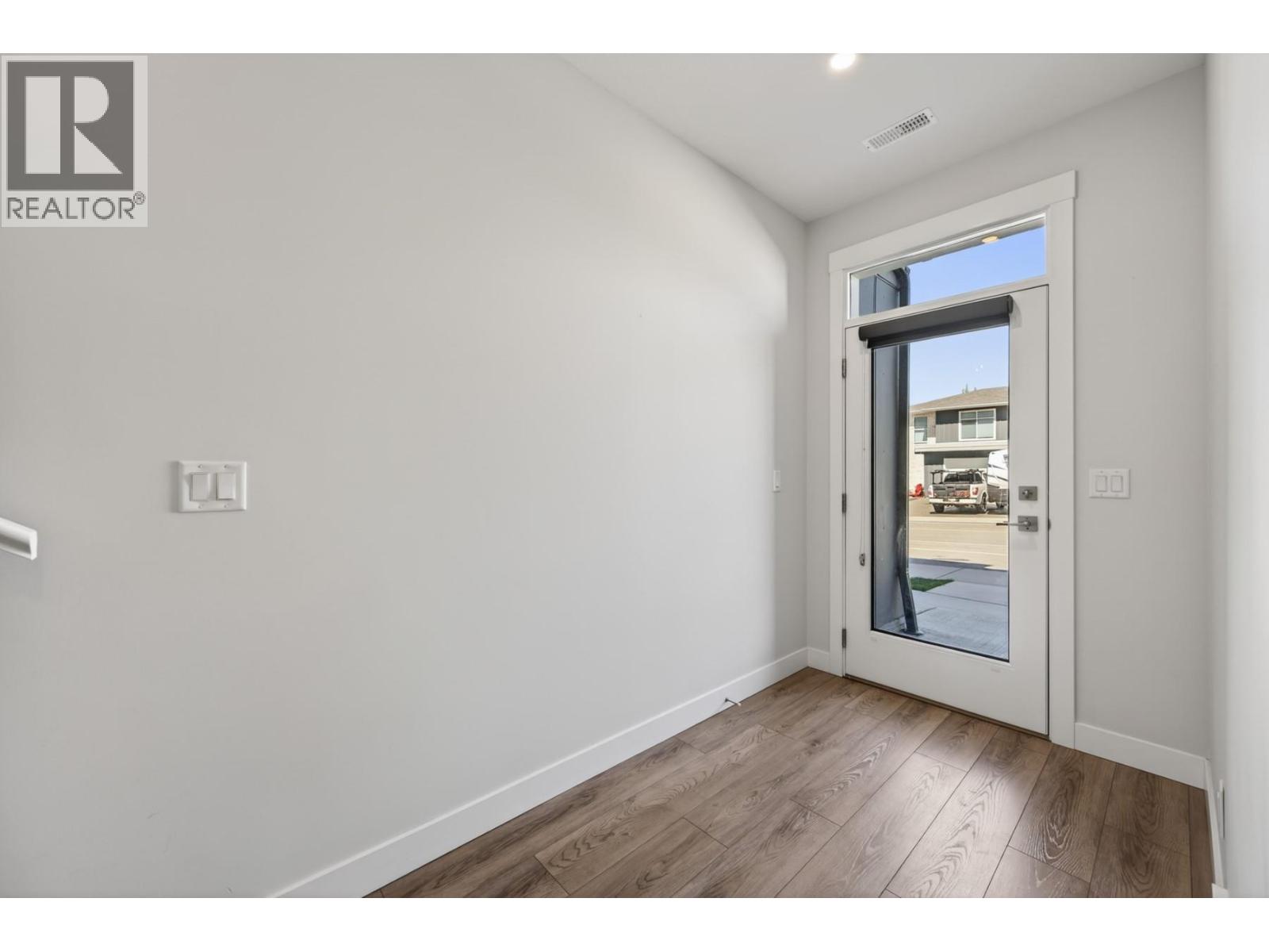 #130 1901 Qu'Appelle Boulevard - 35