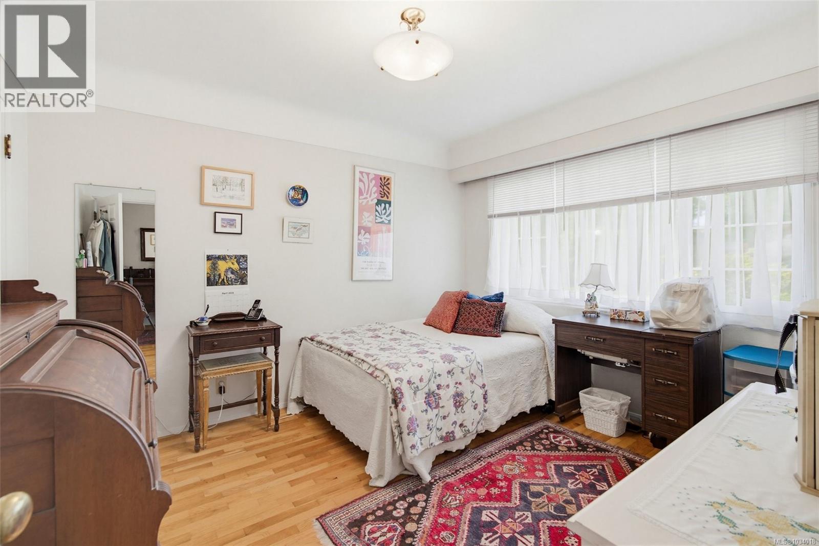  2807 Dunlevy Street, Oak Bay