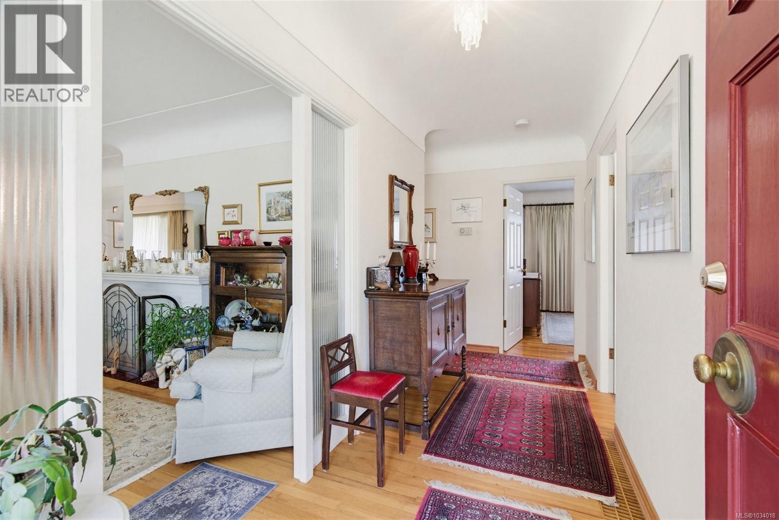  2807 Dunlevy Street, Oak Bay