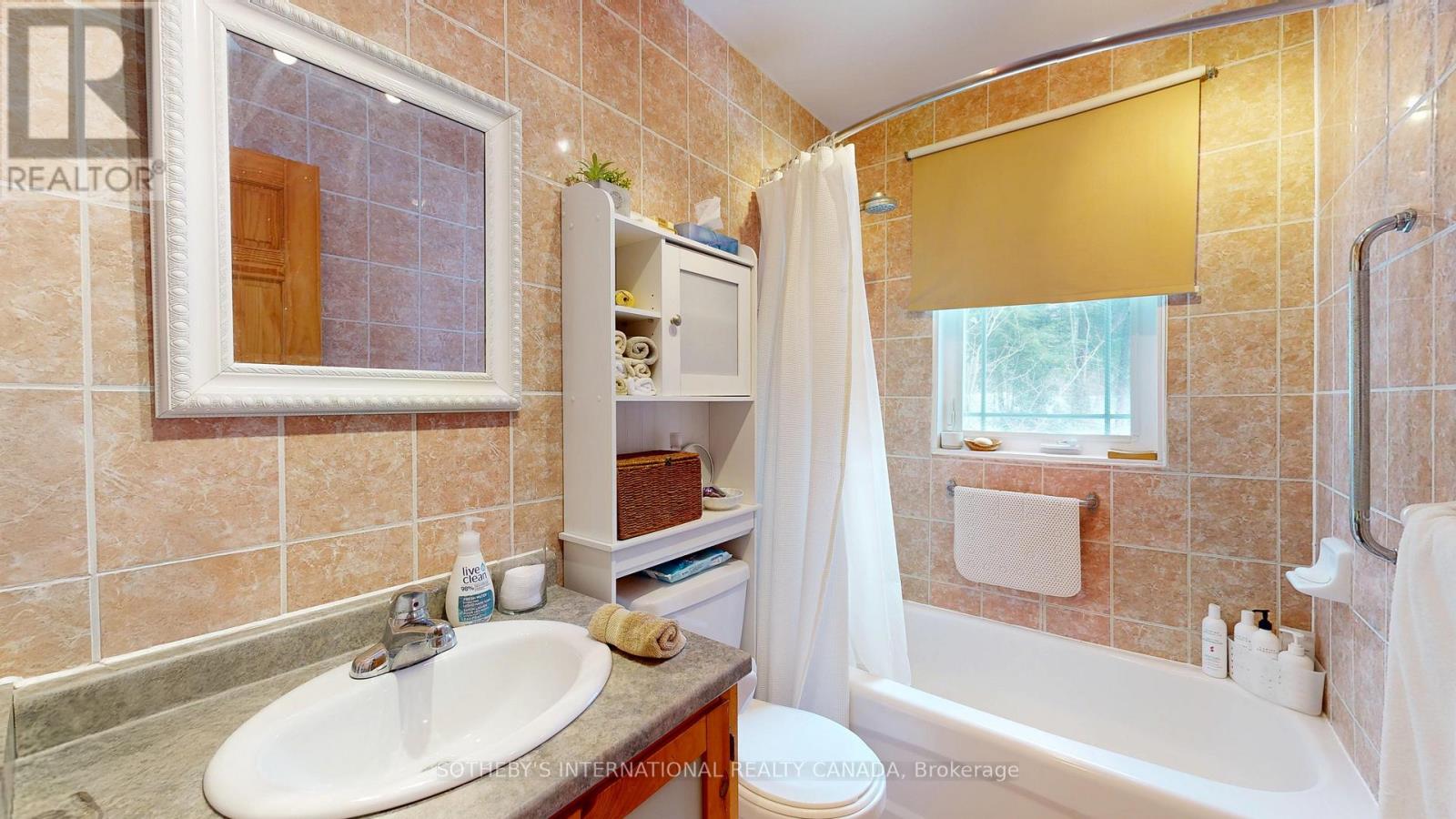 929 TANGLEWOOD DRIVE - 10