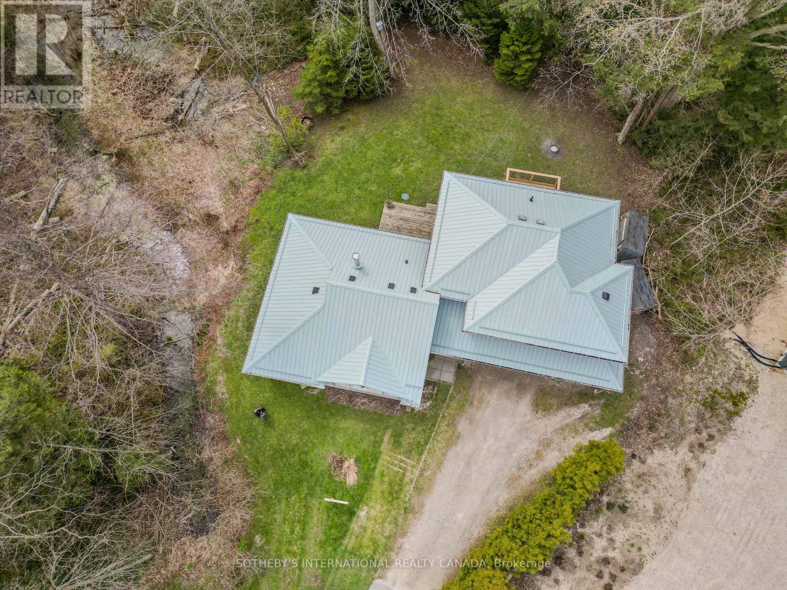 929 TANGLEWOOD DRIVE - 21