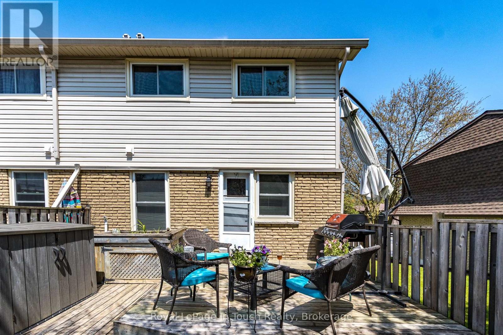 #4 233 INNISFIL STREET - 29