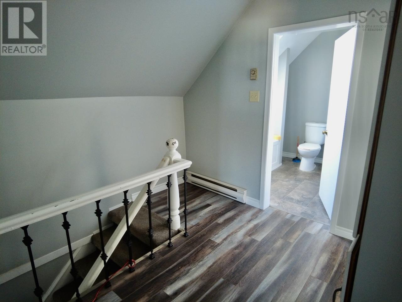 81 Queen Street - 24