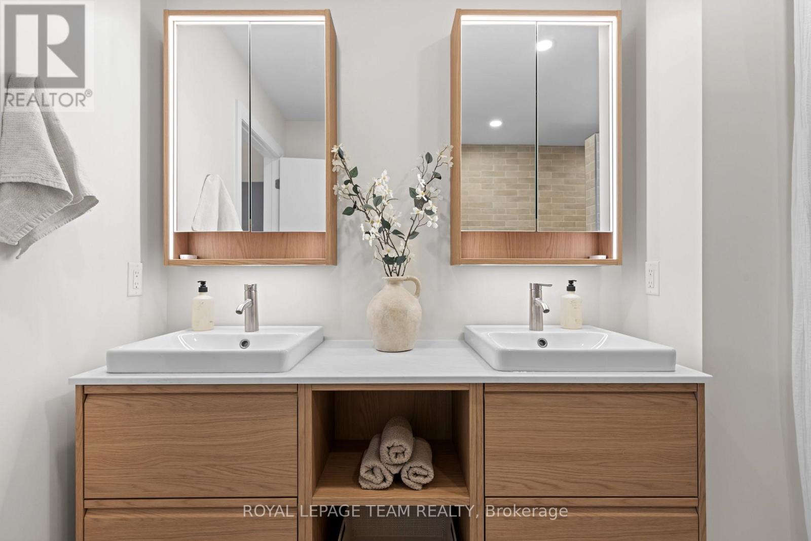 1783 OLD CARP ROAD - 30