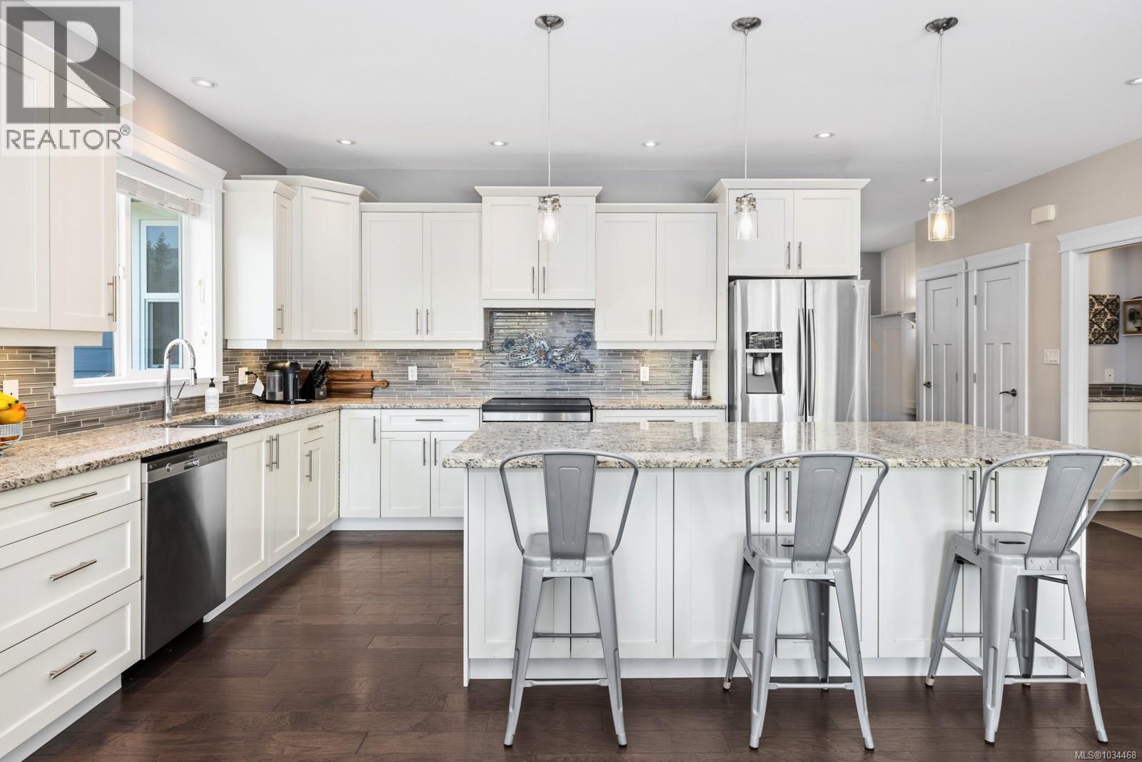  880 Pratt Road, Mill Bay