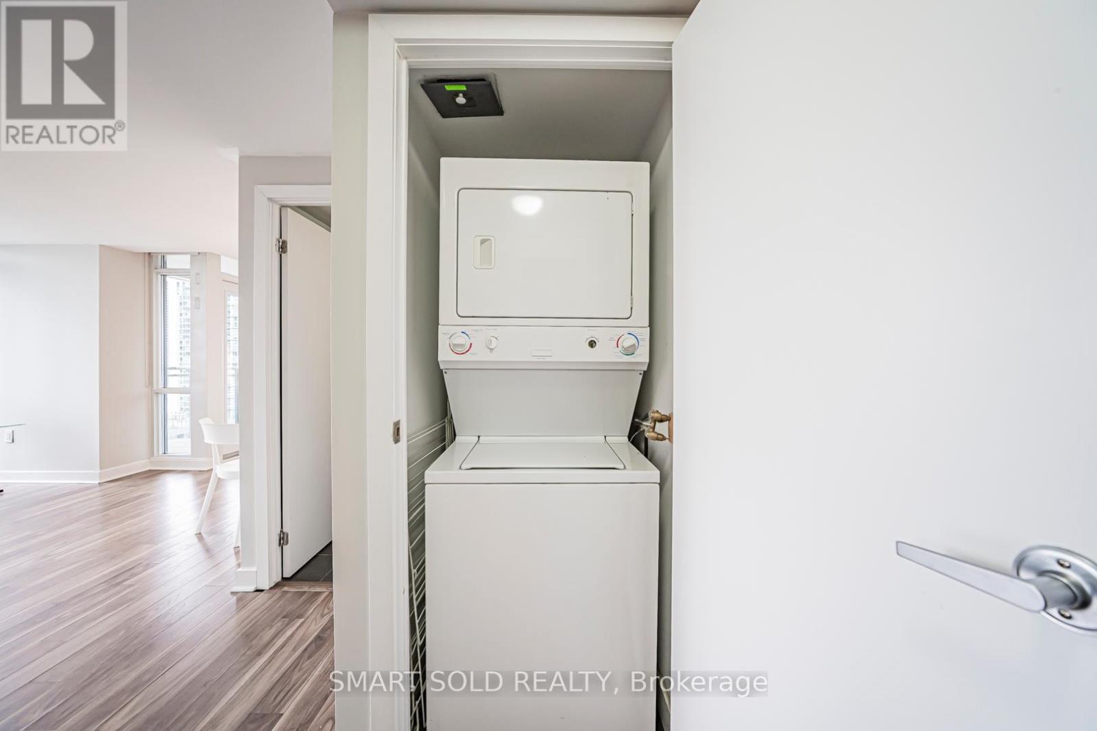 #2606 11 BRUNEL COURT - 24