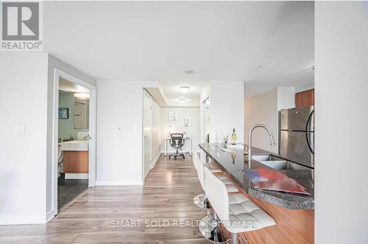 #2606 11 BRUNEL COURT - 33