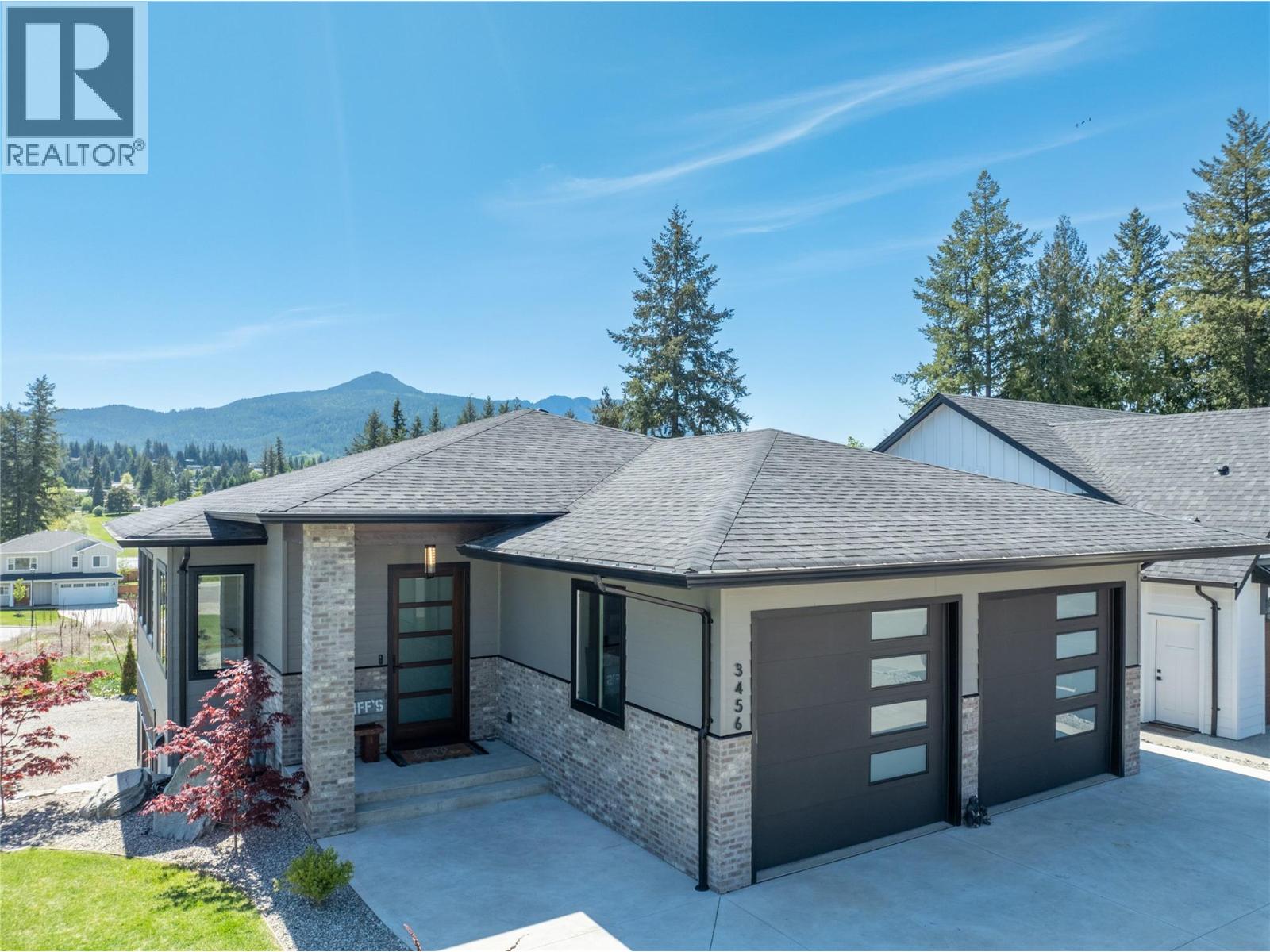 3456 18 Avenue Northeast, Salmon Arm