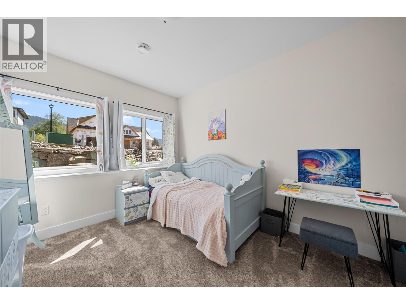 3456 18 Avenue NE - 39